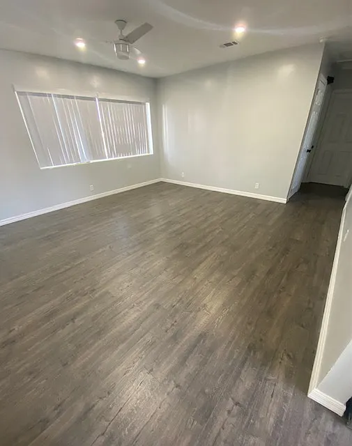 3 bed, 1260 sqft, $2,400 — Photo 2