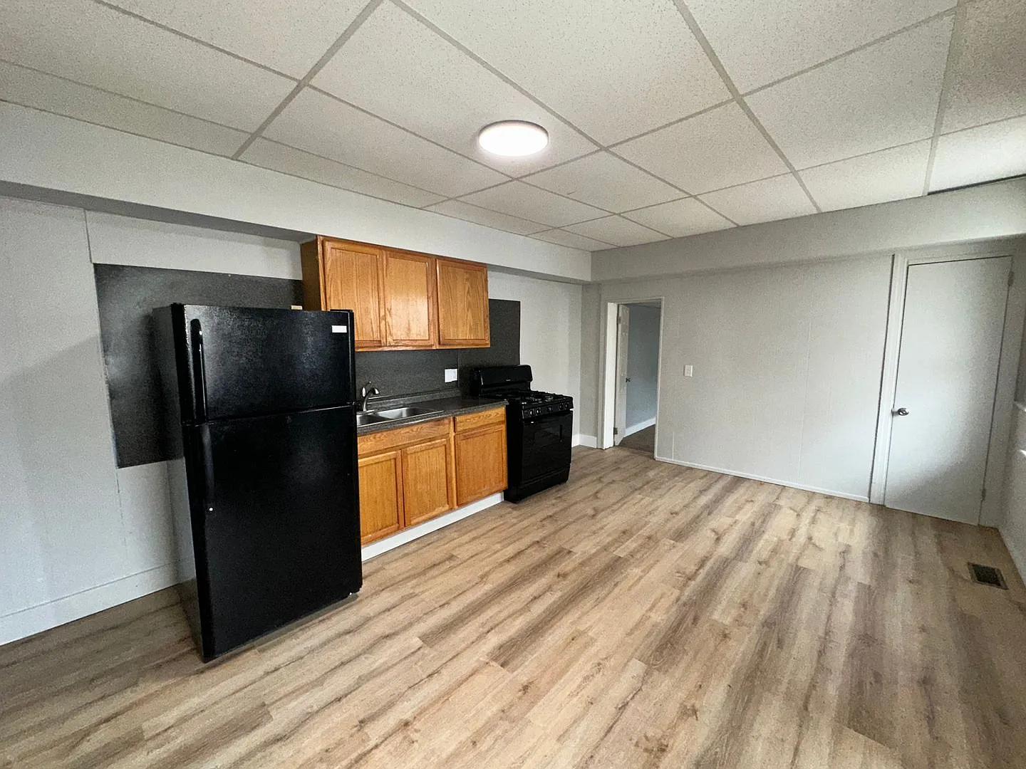37 N Franklin Street — Photo 4