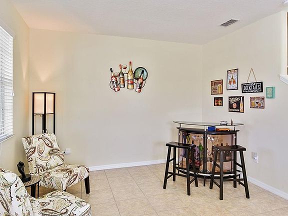 5th image of 5643 Laurel Cherry Ave