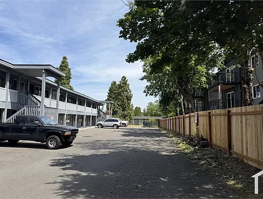 1 bed, 570 sqft, $1,575 — Photo 1