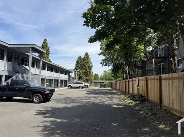 10221 47th Ave SW, Lakewood, WA 98499
