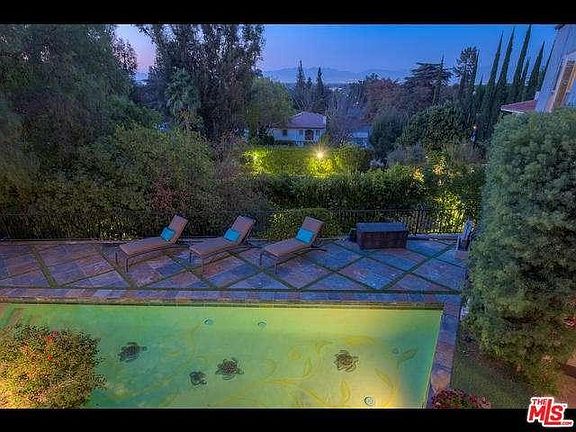 2nd image of 4159 Camino De La Cumbre