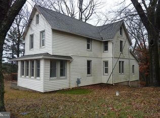 253 Chapel Heights Rd, Sewell, NJ 08080