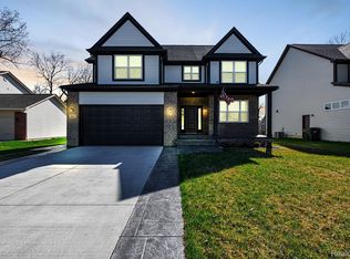 3627 Cone Ave, Rochester Hills, MI 48309