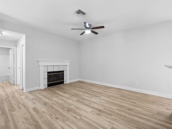 3rd image of 2385 SW Neal Rd