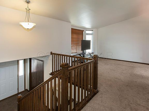 3rd image of 3113 6th St E