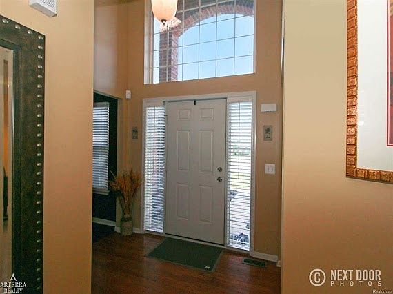 2nd image of 43553 Arborview Ln