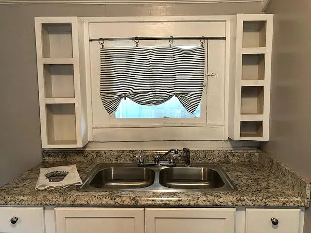 714 Cedar Crest Ct — Photo 31