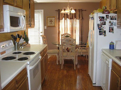 3rd image of 6455 Orchard Creek Ln