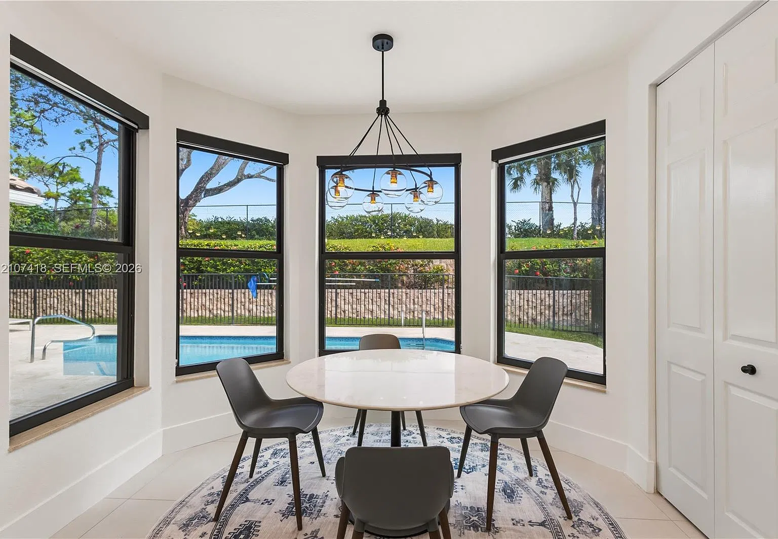 4 bed, 3.0 bath, 2741 sqft, $9,000 — Photo 4