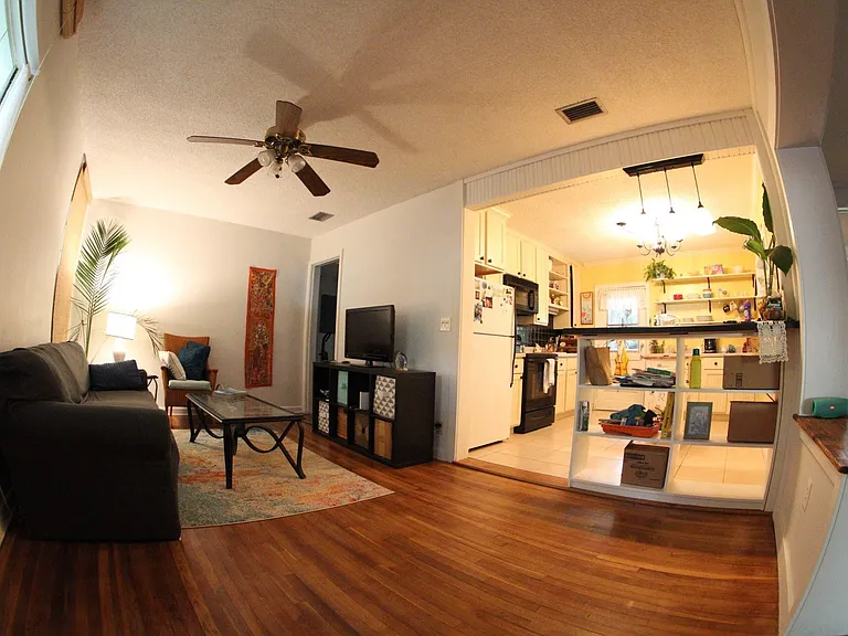 810 Stanley Dr — Photo 5