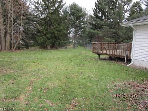 3rd image of 149 Lakeview Ln