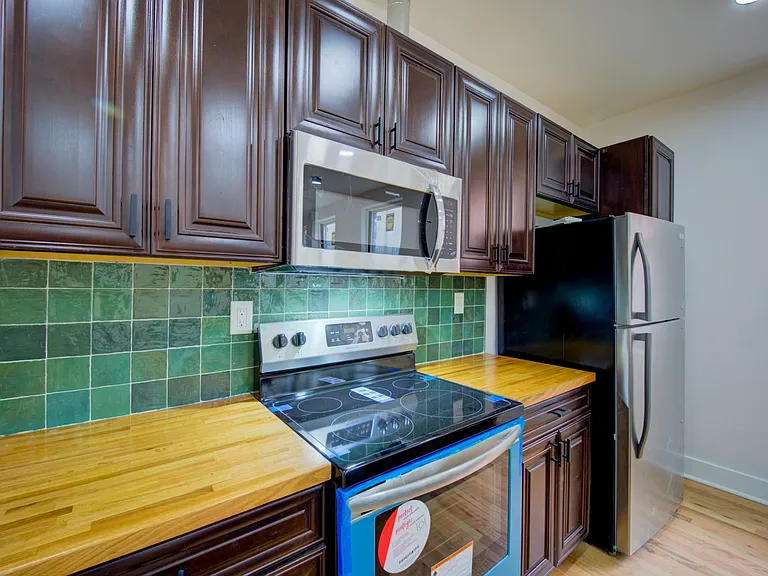 68 E McMicken Ave #2 — Photo 8