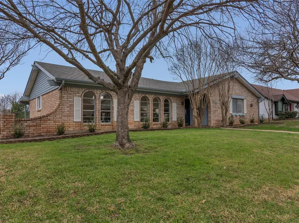 1721 Westridge Dr, Hurst, TX 76054