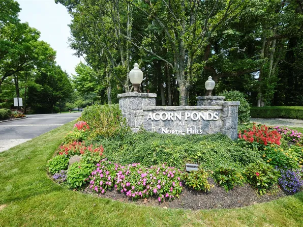 1 Chestnut Hill #1, Roslyn, NY 11576