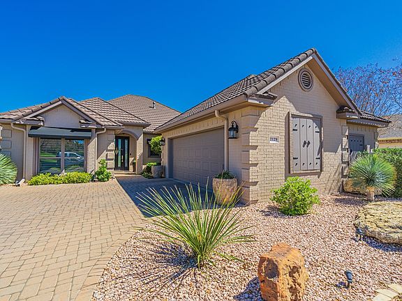 3rd image of 2129 Valleyview Dr
