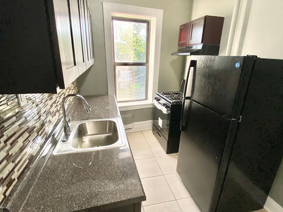 1st image of 100 Chestnut St #21