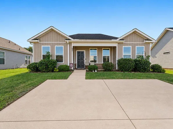 807 Chase Ln, Greenwood, SC 29649