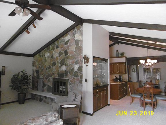 2nd image of 5 Grover Ct