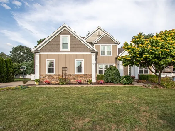 8259 Buckingham Cir NW, Massillon, OH 44646