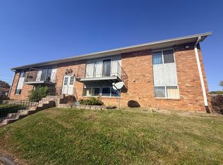 4425 53rd St APT 1, Moline, IL 61265