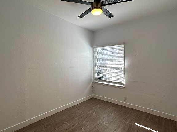 4th image of 2614 S Cochran Ave #2616-1/2