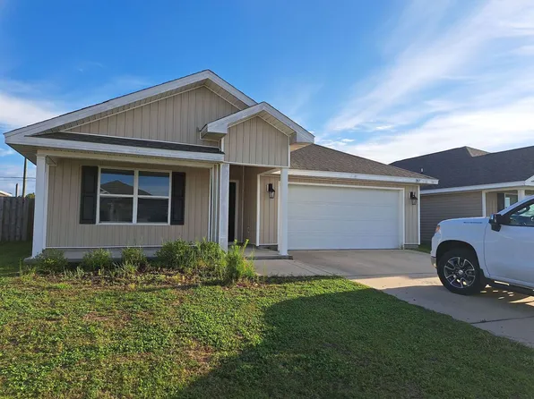 207 Ryder Ln, Panama City, FL 32404