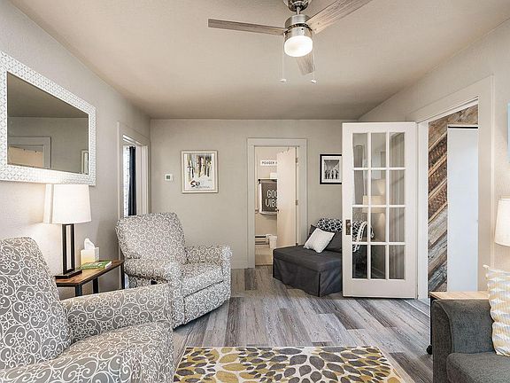 3rd image of 113 N Platt Ave