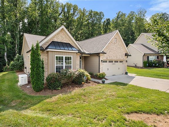 2nd image of 3806 Rutherford Ct