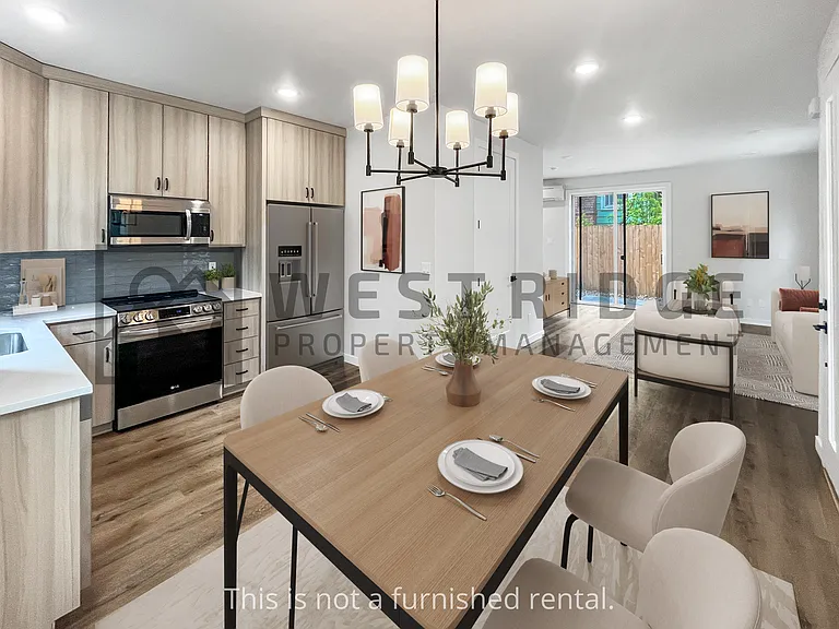 6125 SE 45th Ave — Photo 4
