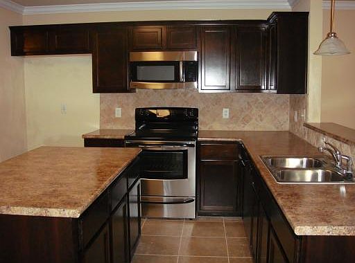 4th image of 2725 Horse Haven Ln