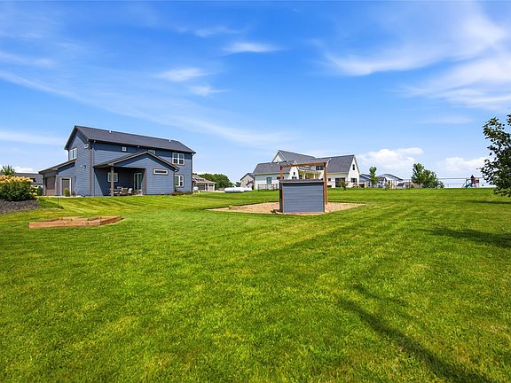 2nd image of 3025 Tassel Ln