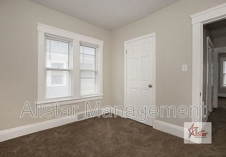 11602 Tuscora Ave #UP — Photo 19