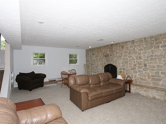 5th image of 7142 Forest View Dr