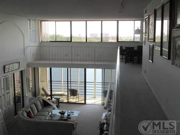 900 NE Spanish River Blvd #170, Boca Raton, FL 33431