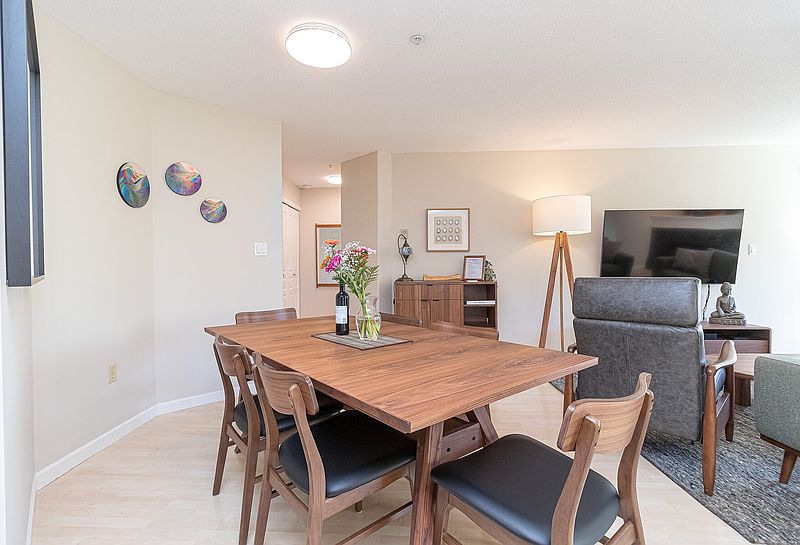 Victoria Apartment for rent - 2 Bedrooms — photo 5