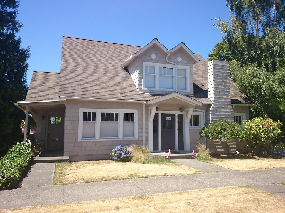 2nd image of 2015 29th Ave W
