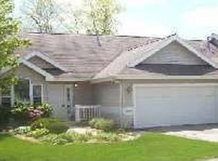 3076 Windcrest Way NE, Grand Rapids, MI 49525