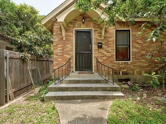 3rd image of 1707 Travis Heights Blvd #B