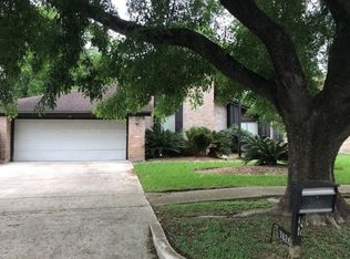 7626 Candlegreen Ln, Houston, TX 77071