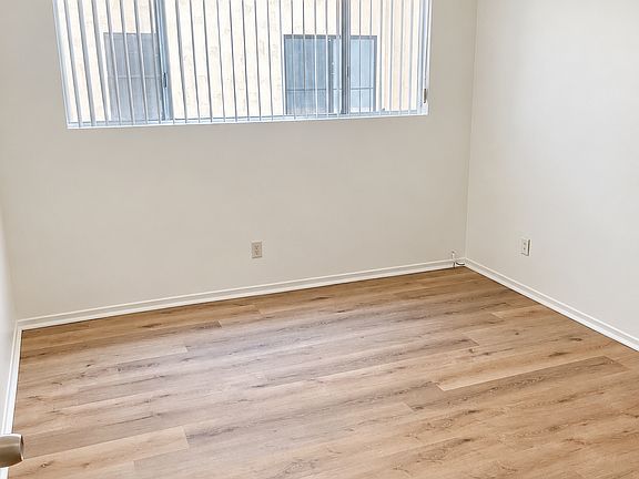 5th image of 1295 W 8th St APT 2