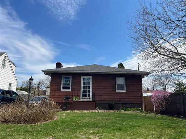 306 Park Pl, Bound Brook, NJ 08805