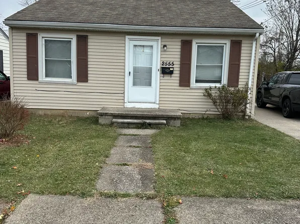 2555 Denver Ave, Lorain, OH 44055