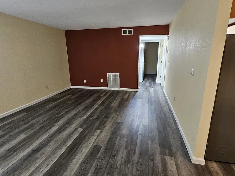 1210-1250 Kenny Dr — Photo 168