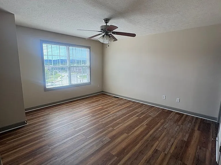 110 Audley Ct — Photo 20