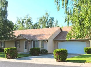 53 NE 14th Ave, Milton Freewater, OR 97862