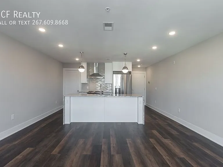 711 N 16th St #3 — Photo 21