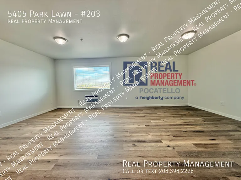 5405 Park Lawn Dr #203 — Photo 8