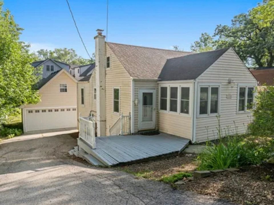 1st image of 21276 W Arbor Ln