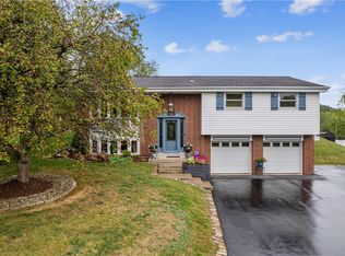 250 Victory Rd, Saxonburg, PA 16056